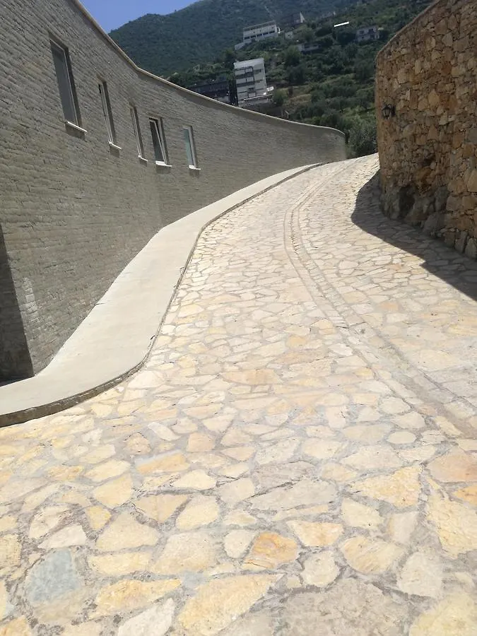 Villa Santa Maria Vlorë 0*,